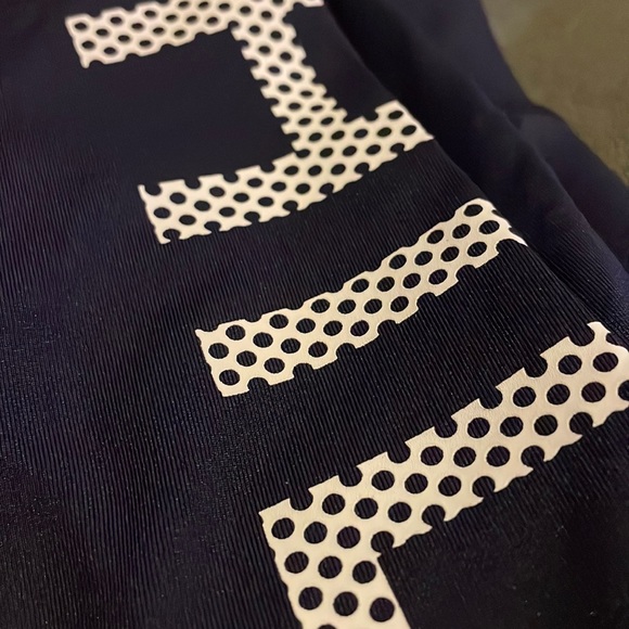 Tommy Hilfiger Sport Capri Navy Blue Leggings - Picture 10 of 10